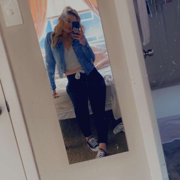 Meet your Posher, Rebecca - Picture 3 of 12